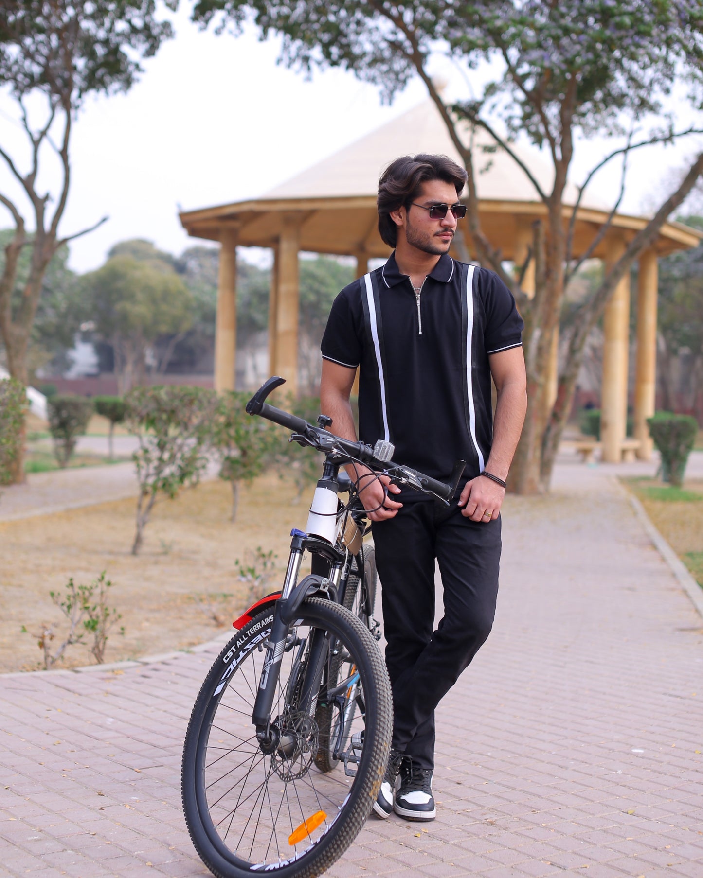 Striped Zipper Polo(Black)